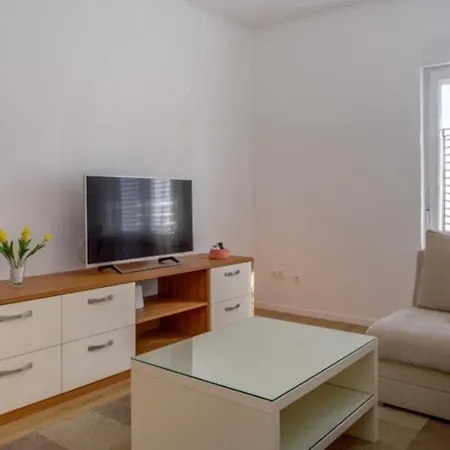 Jena A2 * Mali Lošinj